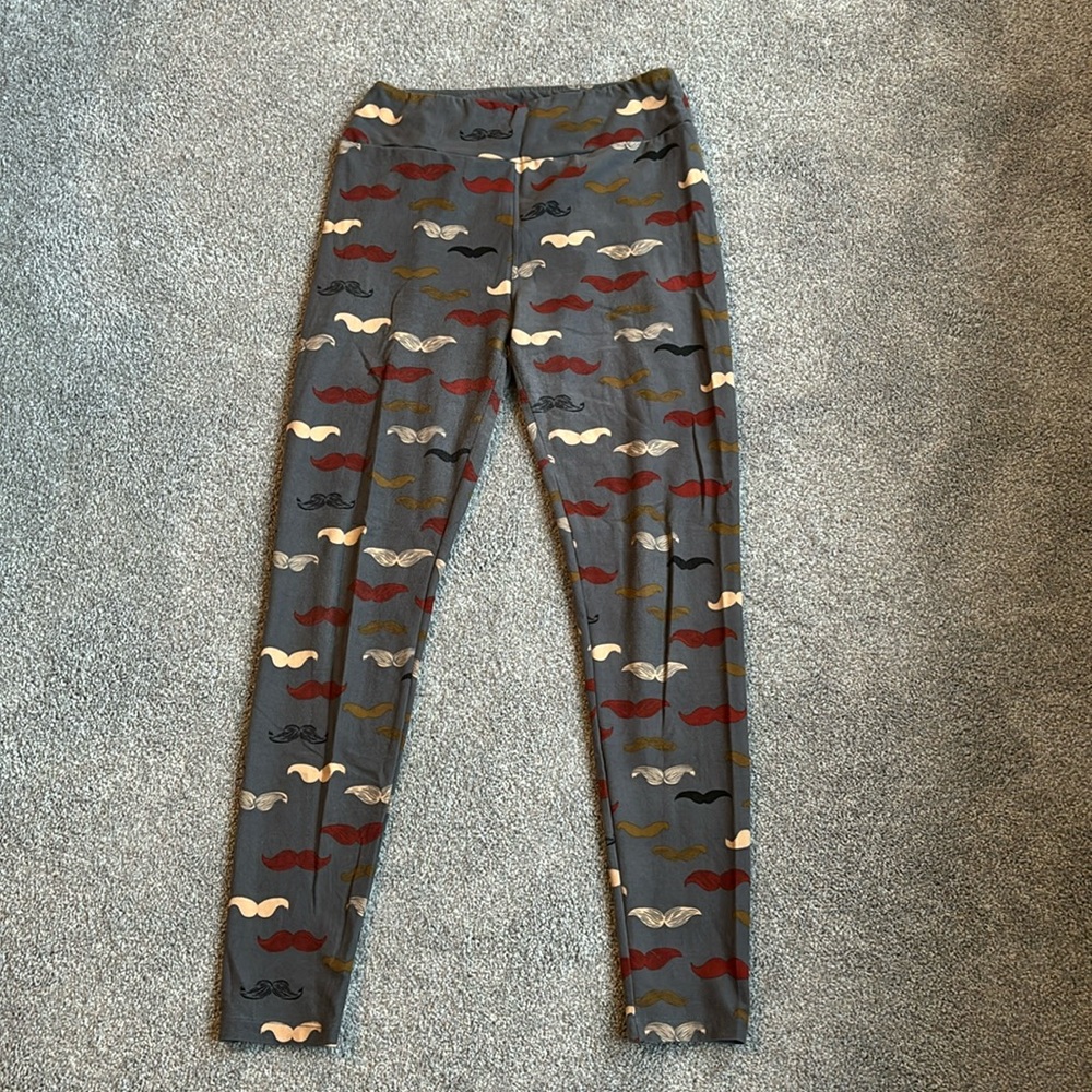 Lularoe mustache leggings